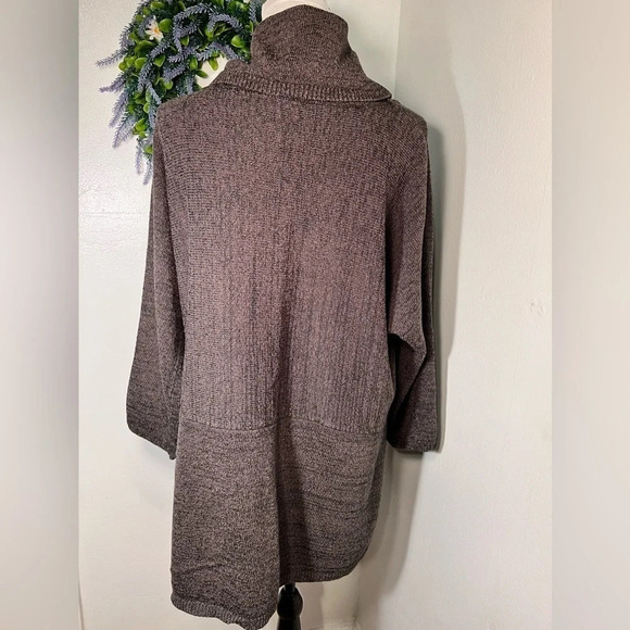 Soft Surroundings,L-XL, ribbed tunic cowl neck 3/4 sleeves,side vents sweater - Picture 2 of 7